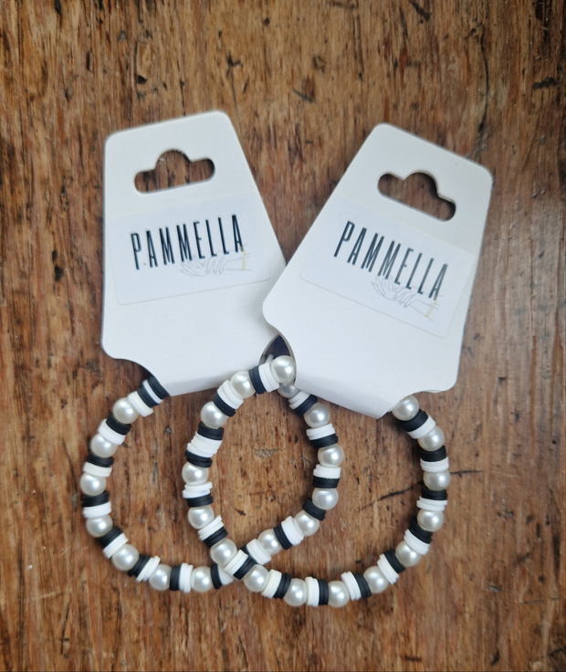 Monochrome Pearl Bracelet